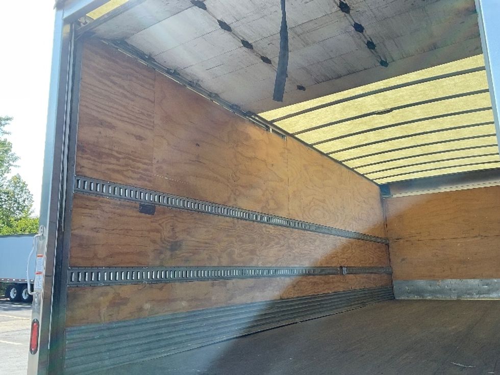 Medium Duty Box Truck-Light and Medium Duty Trucks-Freightliner-2021-M2-Gahanna-OH-158,124\n\t\tmiles-$ 59,000 - Image 11