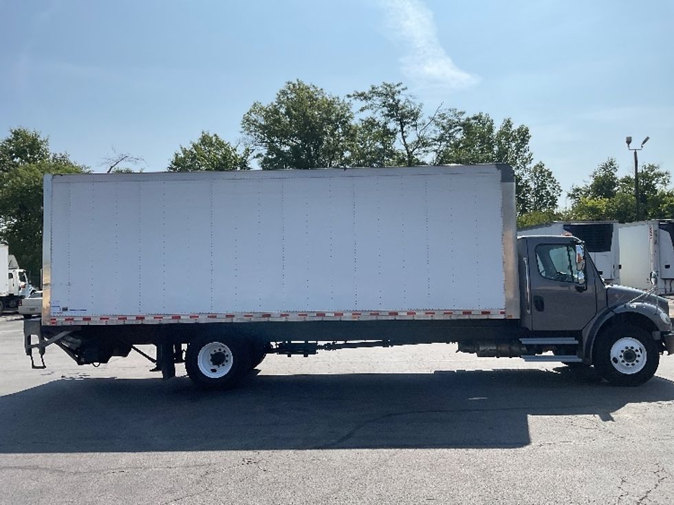 Medium Duty Box Truck-Light and Medium Duty Trucks-Freightliner-2021-M2-Gahanna-OH-158,124\n\t\tmiles-$ 59,000 - Image 15