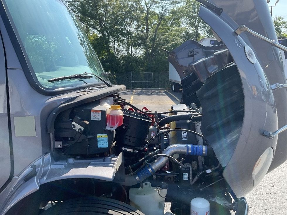 Medium Duty Box Truck-Light and Medium Duty Trucks-Freightliner-2021-M2-Gahanna-OH-158,124\n\t\tmiles-$ 59,000 - Image 23