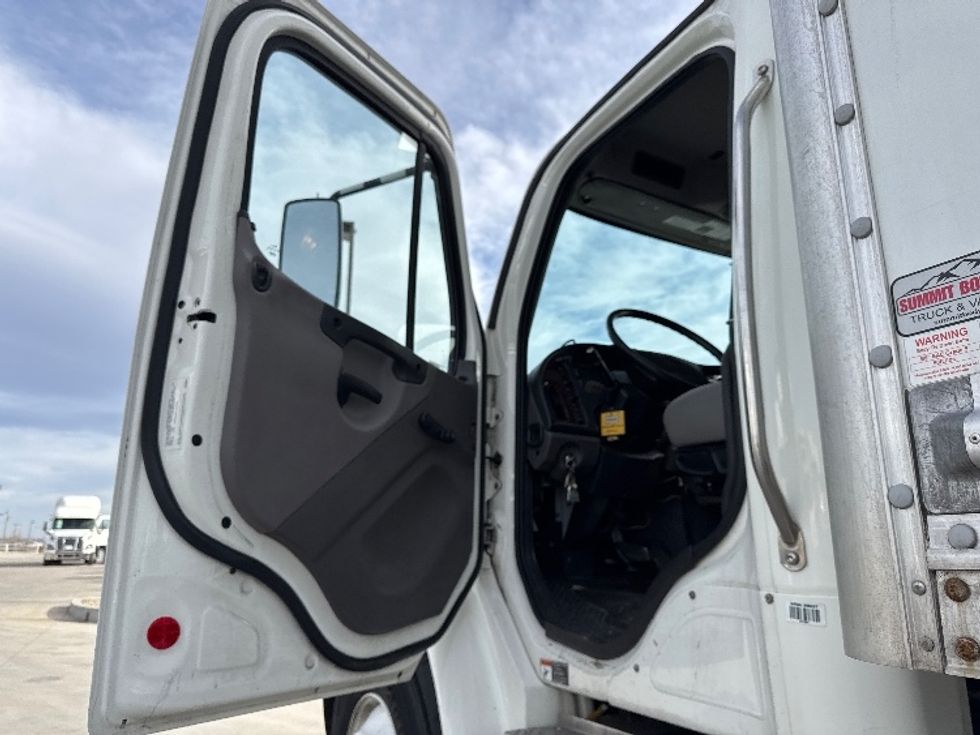 Medium Duty Box Truck-Light and Medium Duty Trucks-Freightliner-2021-M2-Greeley-CO-143,542\n\t\tmiles-$ 65,250 - Image 16