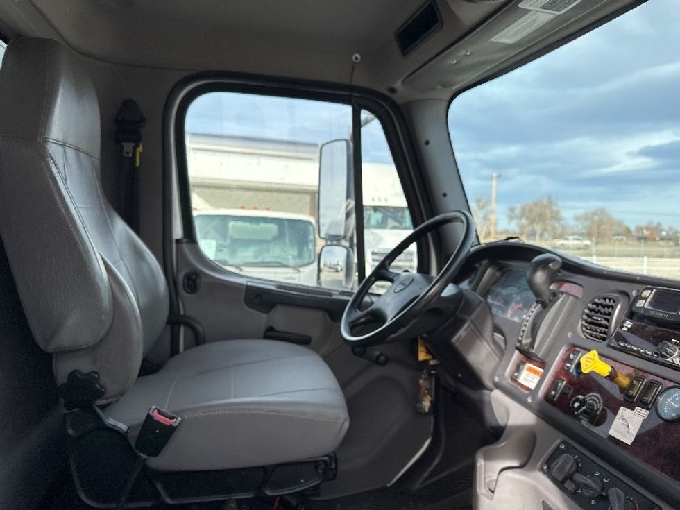 Medium Duty Box Truck-Light and Medium Duty Trucks-Freightliner-2021-M2-Greeley-CO-143,542\n\t\tmiles-$ 65,250 - Image 22