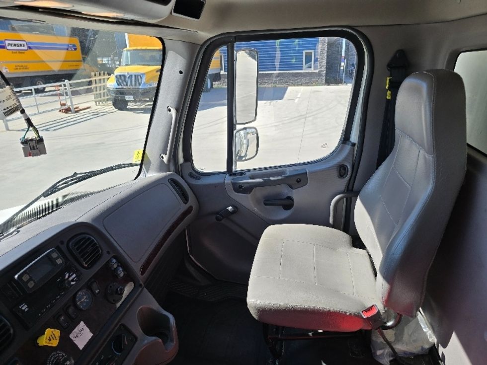Medium Duty Box Truck-Light and Medium Duty Trucks-Freightliner-2021-M2-Greeley-CO-201,963\n\t\tmiles-$ 60,500 - Image 19
