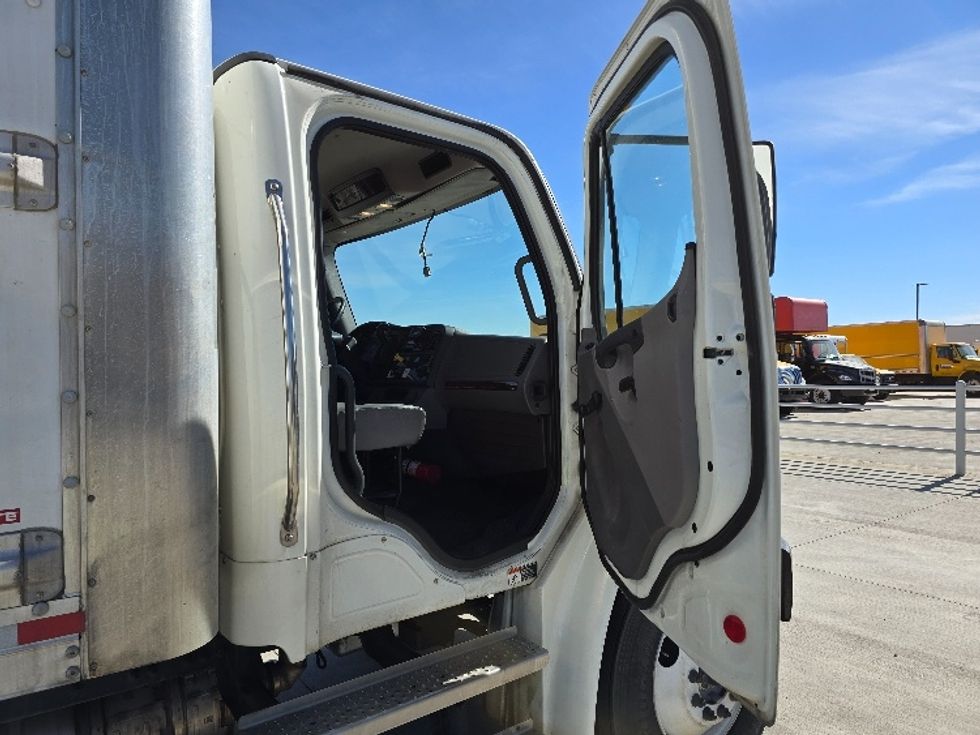 Medium Duty Box Truck-Light and Medium Duty Trucks-Freightliner-2021-M2-Greeley-CO-201,963\n\t\tmiles-$ 60,500 - Image 20