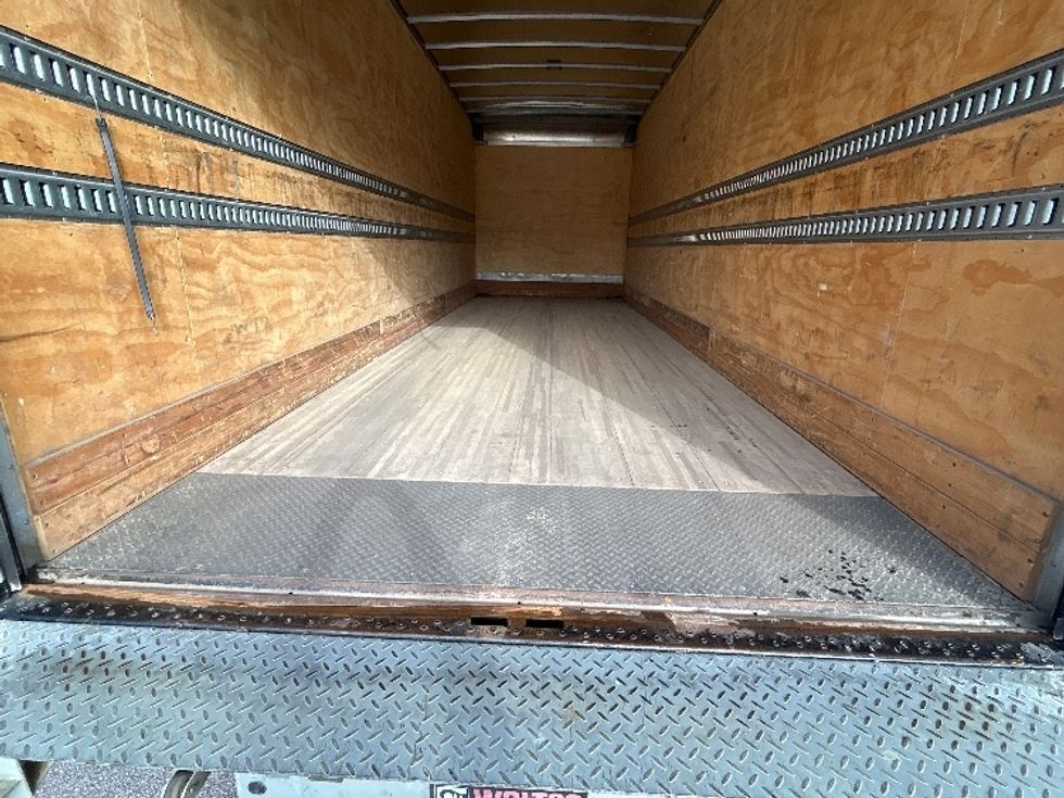 Medium Duty Box Truck-Light and Medium Duty Trucks-Freightliner-2021-M2-Greensboro-NC-111,166\n\t\tmiles-$ 70,750 - Image 10