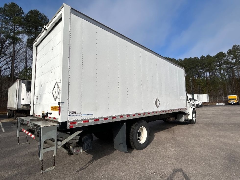 Medium Duty Box Truck-Light and Medium Duty Trucks-Freightliner-2021-M2-Greensboro-NC-111,166\n\t\tmiles-$ 70,750 - Image 13