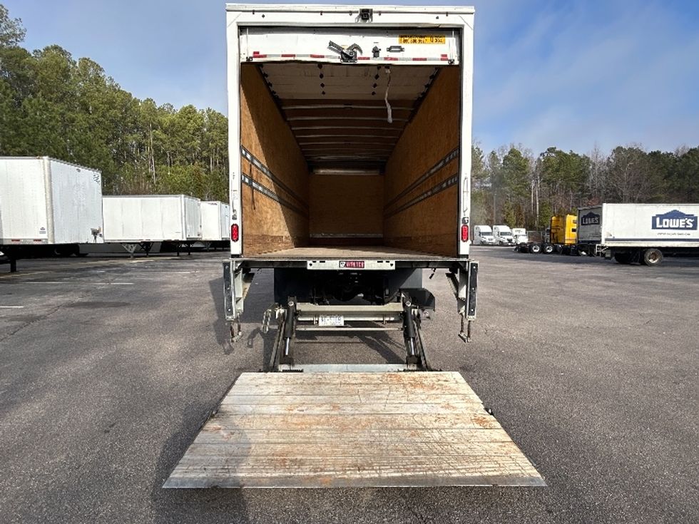 Medium Duty Box Truck-Light and Medium Duty Trucks-Freightliner-2021-M2-Greensboro-NC-111,166\n\t\tmiles-$ 70,750 - Image 9
