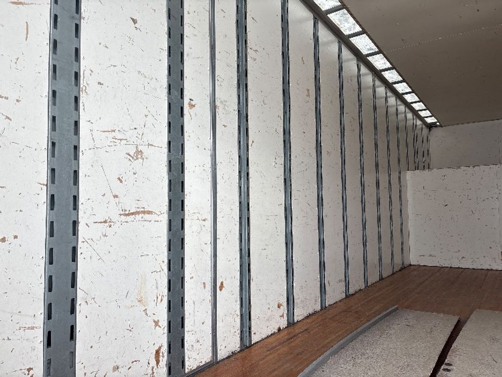 Medium Duty Box Truck-Light and Medium Duty Trucks-Freightliner-2021-M2-Greensboro-NC-137,719\n\t\tmiles-$ 77,250 - Image 10