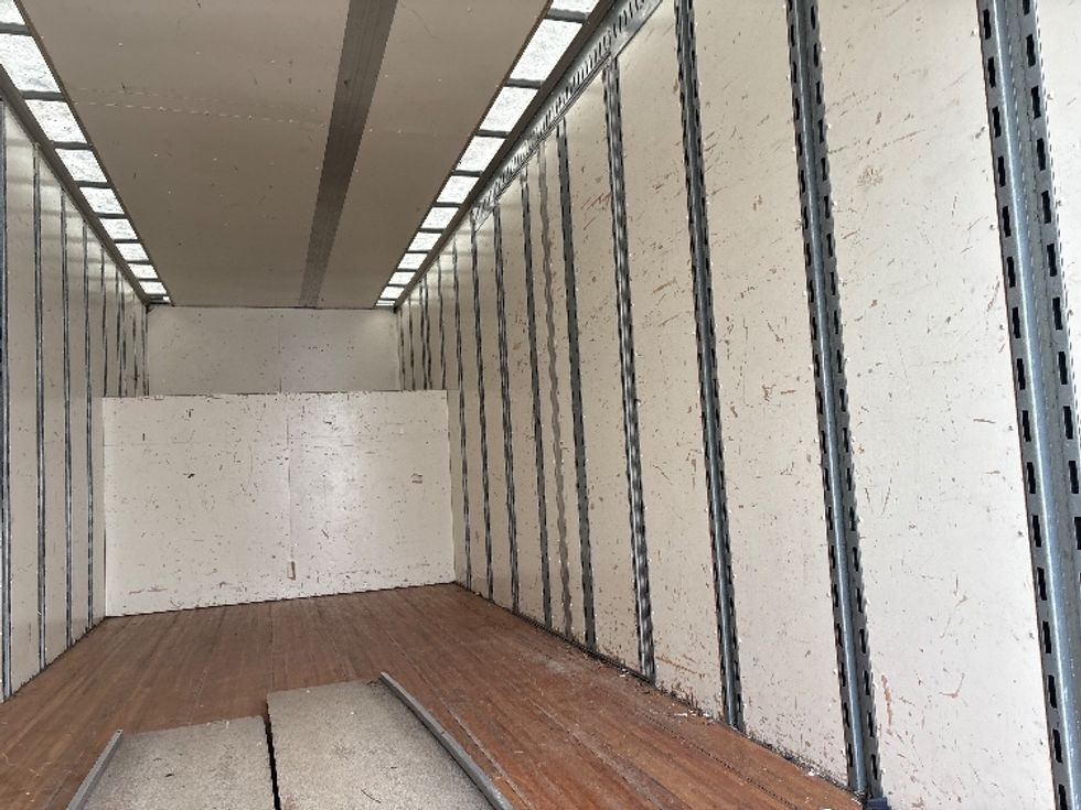 Medium Duty Box Truck-Light and Medium Duty Trucks-Freightliner-2021-M2-Greensboro-NC-137,719\n\t\tmiles-$ 77,250 - Image 11