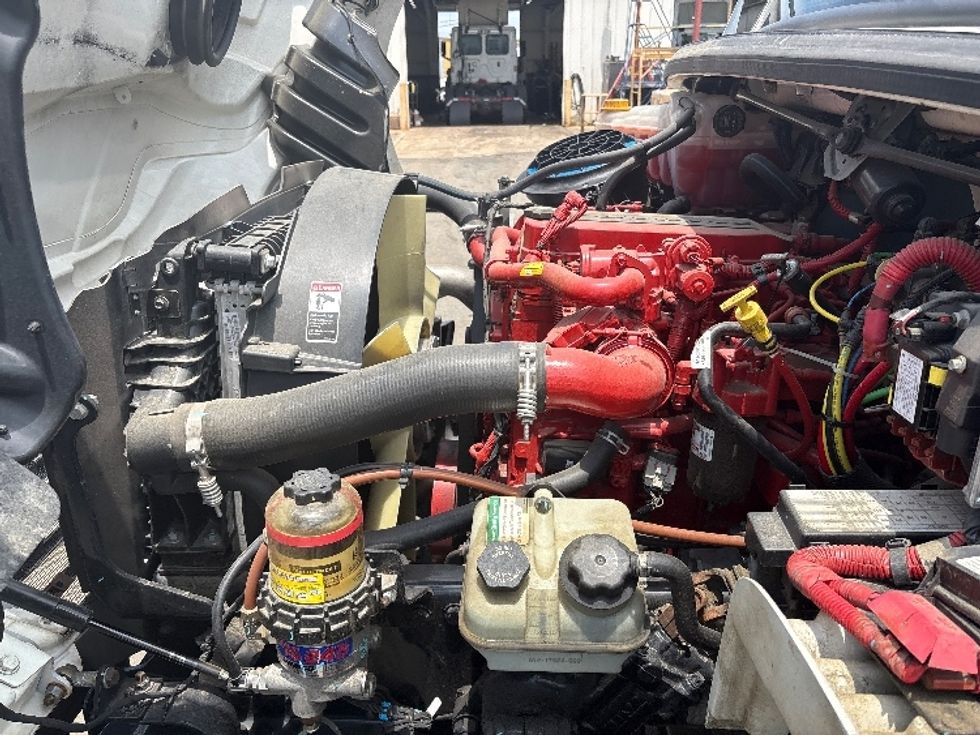 Medium Duty Box Truck-Light and Medium Duty Trucks-Freightliner-2021-M2-Greensboro-NC-138,051\n\t\tmiles-$ 69,000 - Image 24
