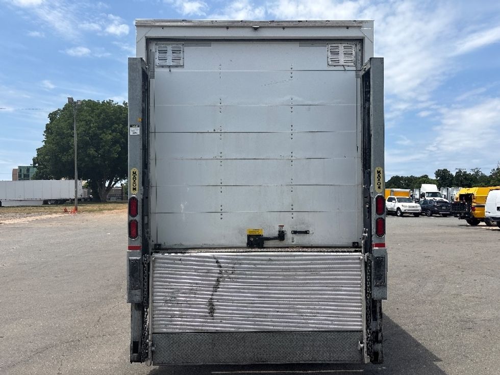 Medium Duty Box Truck-Light and Medium Duty Trucks-Freightliner-2021-M2-Greensboro-NC-138,051\n\t\tmiles-$ 69,000 - Image 7