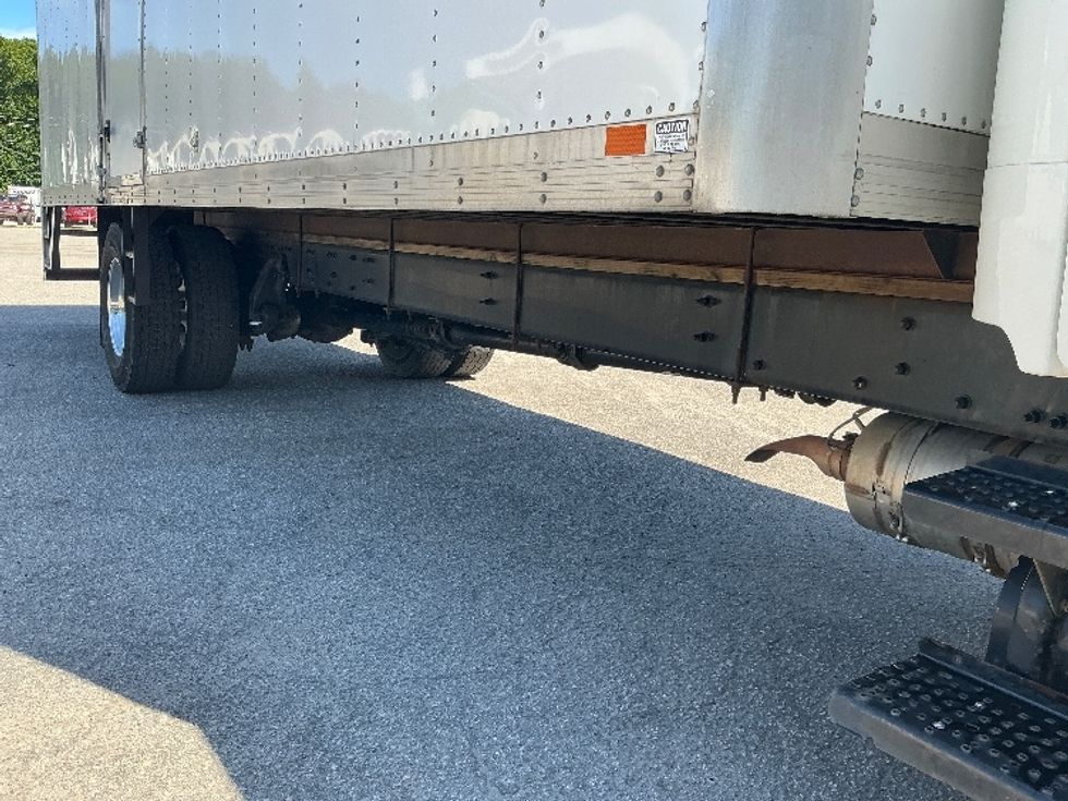 Medium Duty Box Truck-Light and Medium Duty Trucks-Freightliner-2021-M2-Greensboro-NC-166,757\n\t\tmiles-$ 59,000 - Image 13