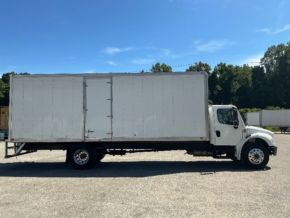Medium Duty Box Truck-Light and Medium Duty Trucks-Freightliner-2021-M2-Greensboro-NC-166,757\n\t\tmiles-$ 59,000 - Image 14