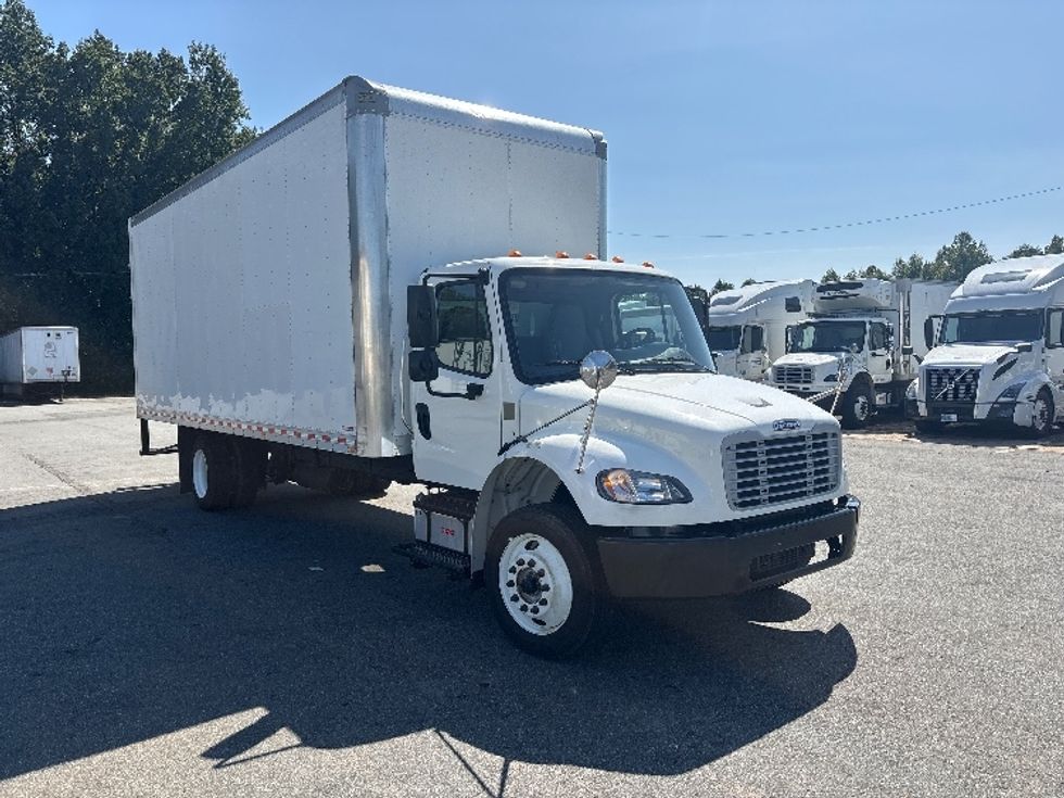 Medium Duty Box Truck-Light and Medium Duty Trucks-Freightliner-2021-M2-Greensboro-NC-201,110\n\t\tmiles-$ 52,250 - Image 1