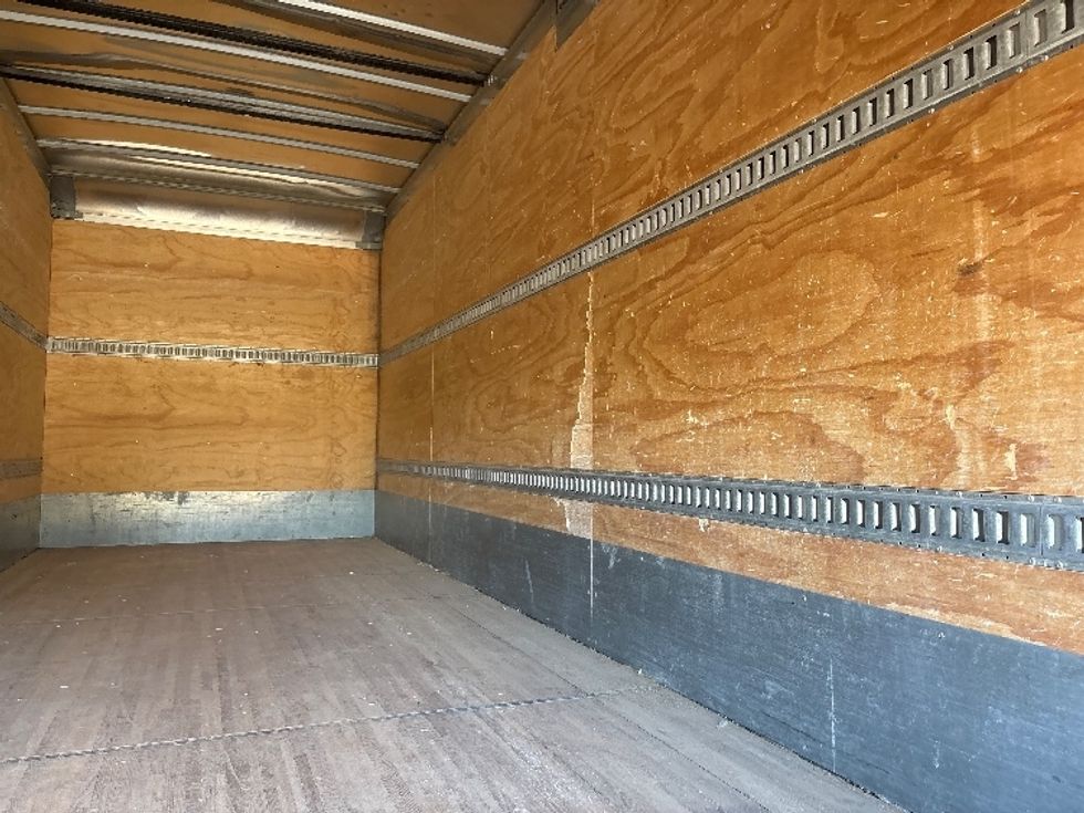 Medium Duty Box Truck-Light and Medium Duty Trucks-Freightliner-2021-M2-Greensboro-NC-201,110\n\t\tmiles-$ 52,250 - Image 11