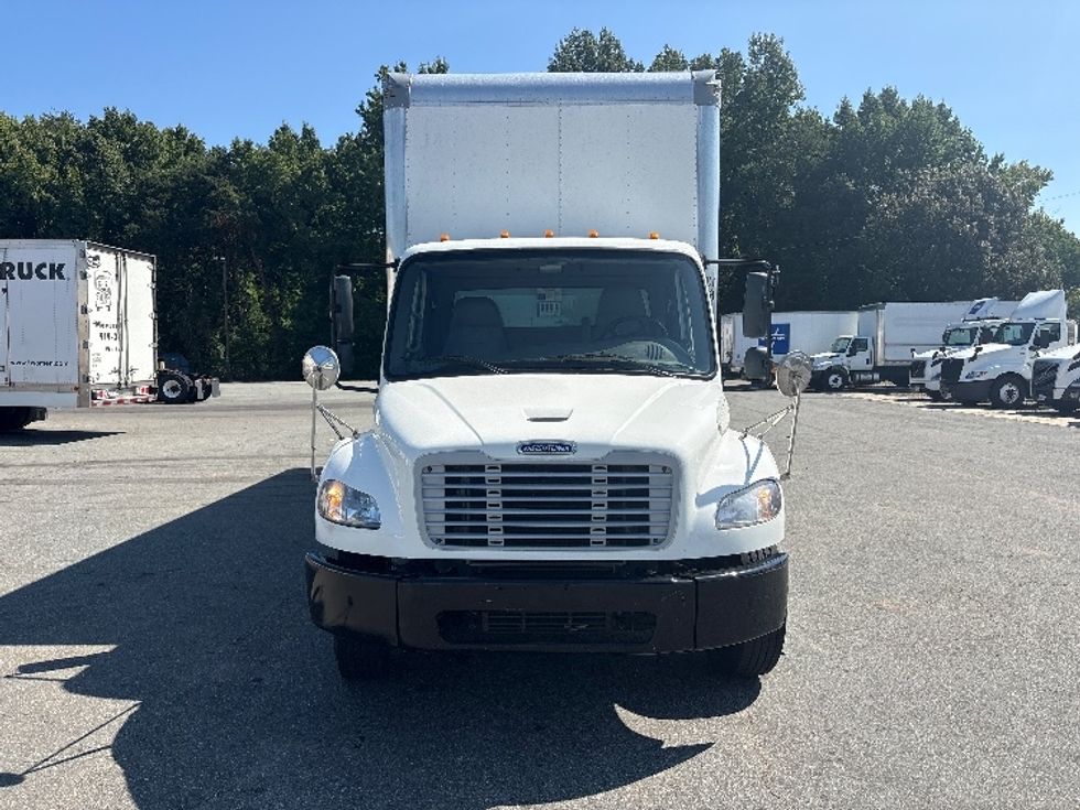 Medium Duty Box Truck-Light and Medium Duty Trucks-Freightliner-2021-M2-Greensboro-NC-201,110\n\t\tmiles-$ 52,250 - Image 2