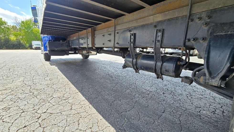 Medium Duty Box Truck-Light and Medium Duty Trucks-Freightliner-2021-M2-Greensboro-NC-295,435\n\t\tmiles-$ 39,500 - Image 5