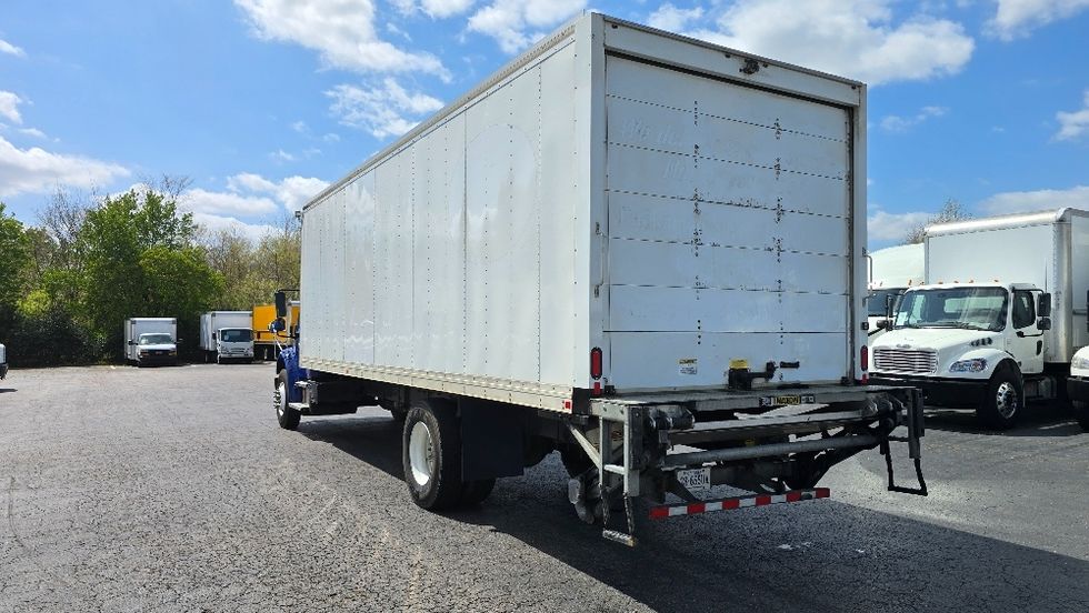 Medium Duty Box Truck-Light and Medium Duty Trucks-Freightliner-2021-M2-Greensboro-NC-295,435\n\t\tmiles-$ 39,500 - Image 6