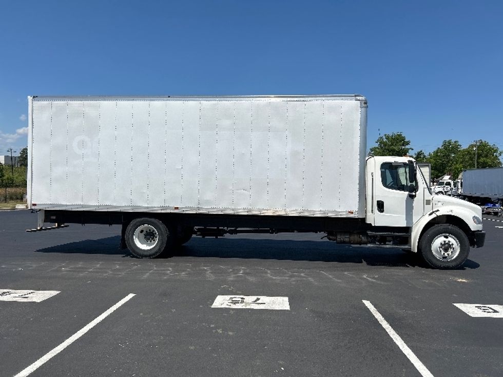 Medium Duty Box Truck-Light and Medium Duty Trucks-Freightliner-2021-M2-Greensboro-NC-48,317\n\t\tmiles-$ 69,000 - Image 14