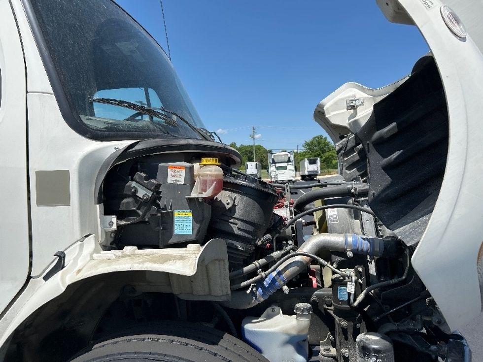 Medium Duty Box Truck-Light and Medium Duty Trucks-Freightliner-2021-M2-Greensboro-NC-48,317\n\t\tmiles-$ 69,000 - Image 23