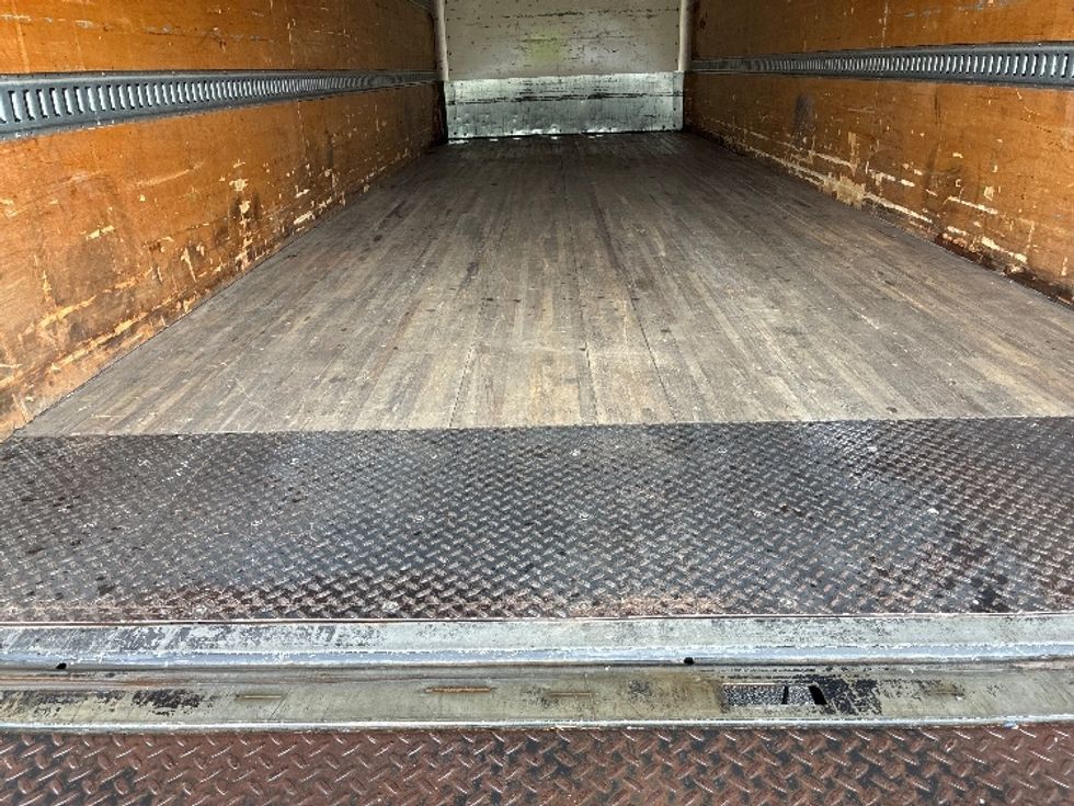 Medium Duty Box Truck-Light and Medium Duty Trucks-Freightliner-2021-M2-Greenville-SC-95,279\n\t\tmiles-$ 74,750 - Image 10