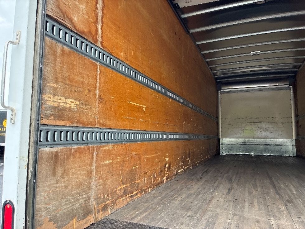 Medium Duty Box Truck-Light and Medium Duty Trucks-Freightliner-2021-M2-Greenville-SC-95,279\n\t\tmiles-$ 74,750 - Image 11