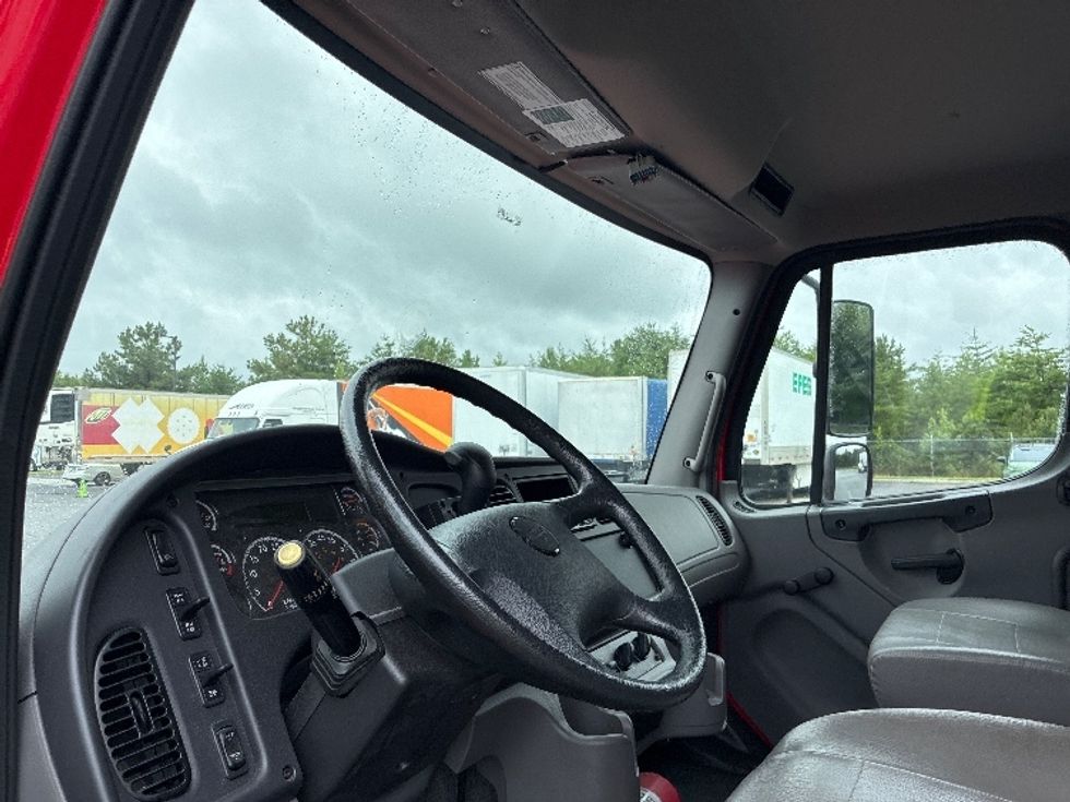 Medium Duty Box Truck-Light and Medium Duty Trucks-Freightliner-2021-M2-Greenville-SC-95,279\n\t\tmiles-$ 74,750 - Image 17