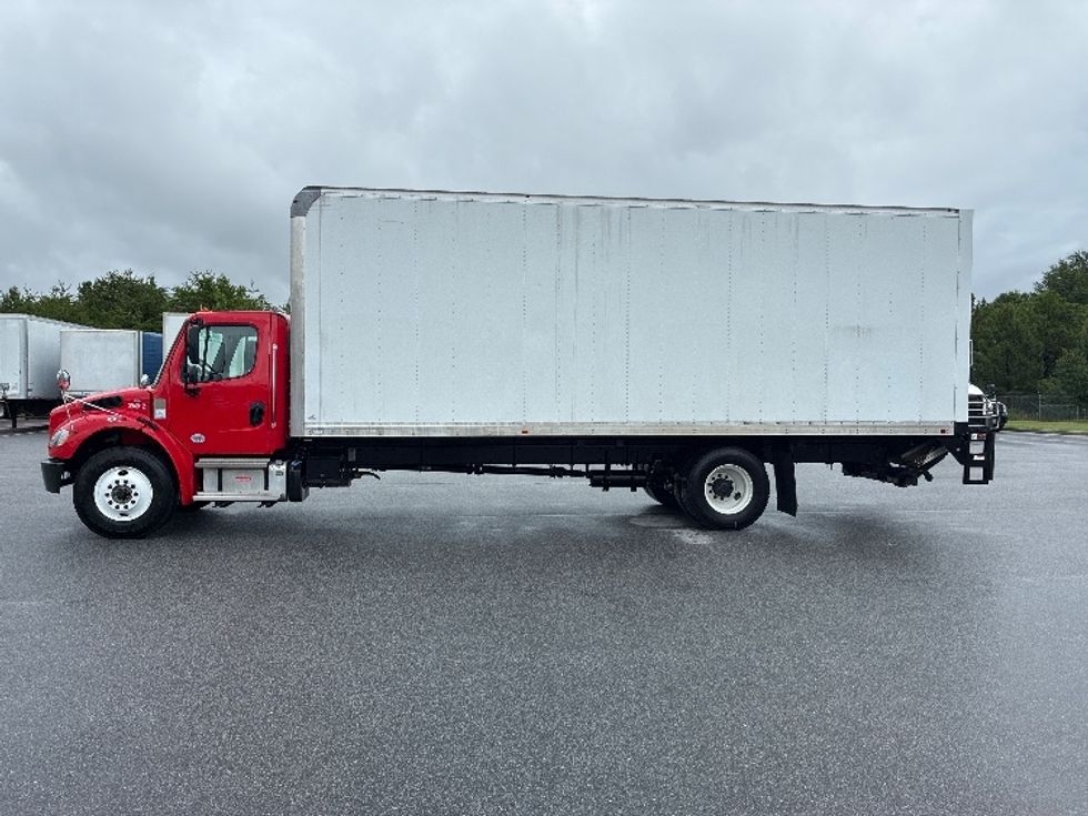 Medium Duty Box Truck-Light and Medium Duty Trucks-Freightliner-2021-M2-Greenville-SC-95,279\n\t\tmiles-$ 74,750 - Image 4