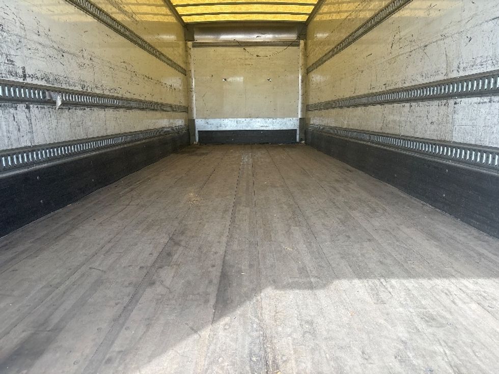 Medium Duty Box Truck-Light and Medium Duty Trucks-Freightliner-2021-M2-Hammond-LA-217,363\n\t\tmiles-$ 44,500 - Image 10