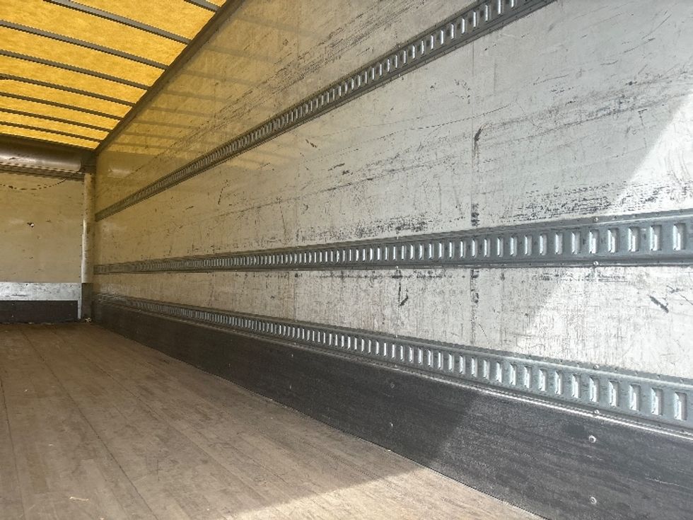 Medium Duty Box Truck-Light and Medium Duty Trucks-Freightliner-2021-M2-Hammond-LA-217,363\n\t\tmiles-$ 44,500 - Image 12