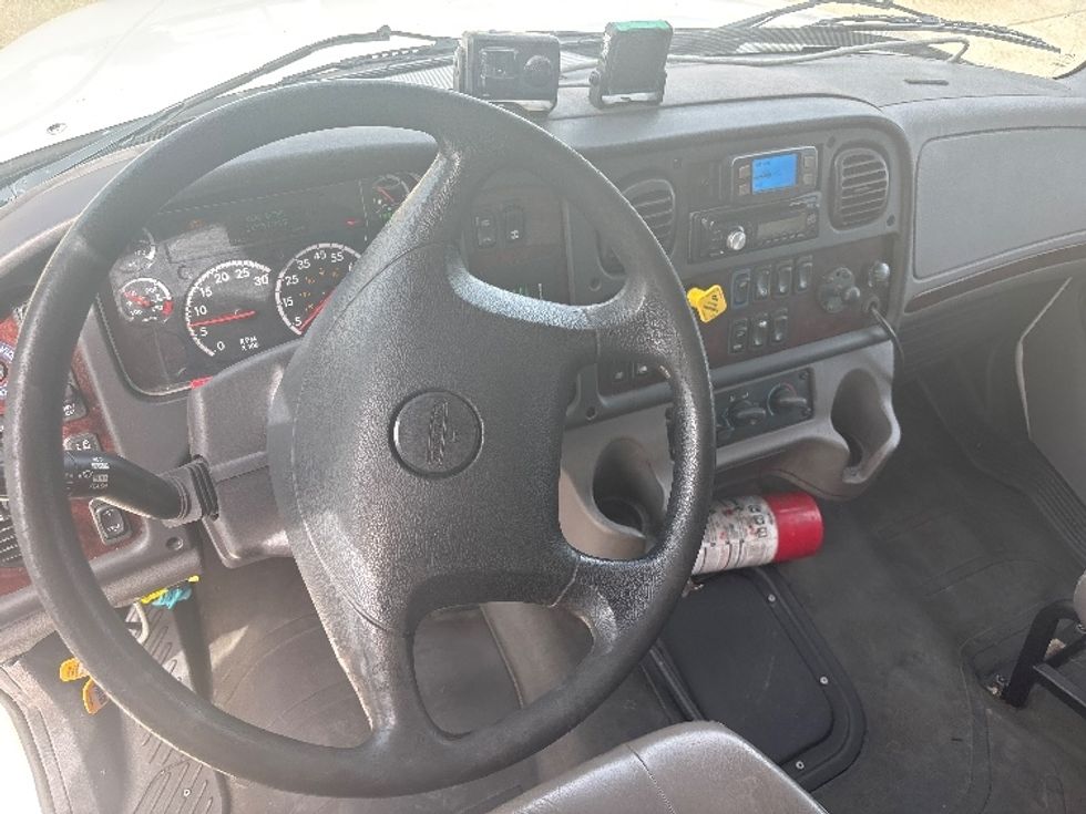 Medium Duty Box Truck-Light and Medium Duty Trucks-Freightliner-2021-M2-Hammond-LA-217,363\n\t\tmiles-$ 44,500 - Image 18