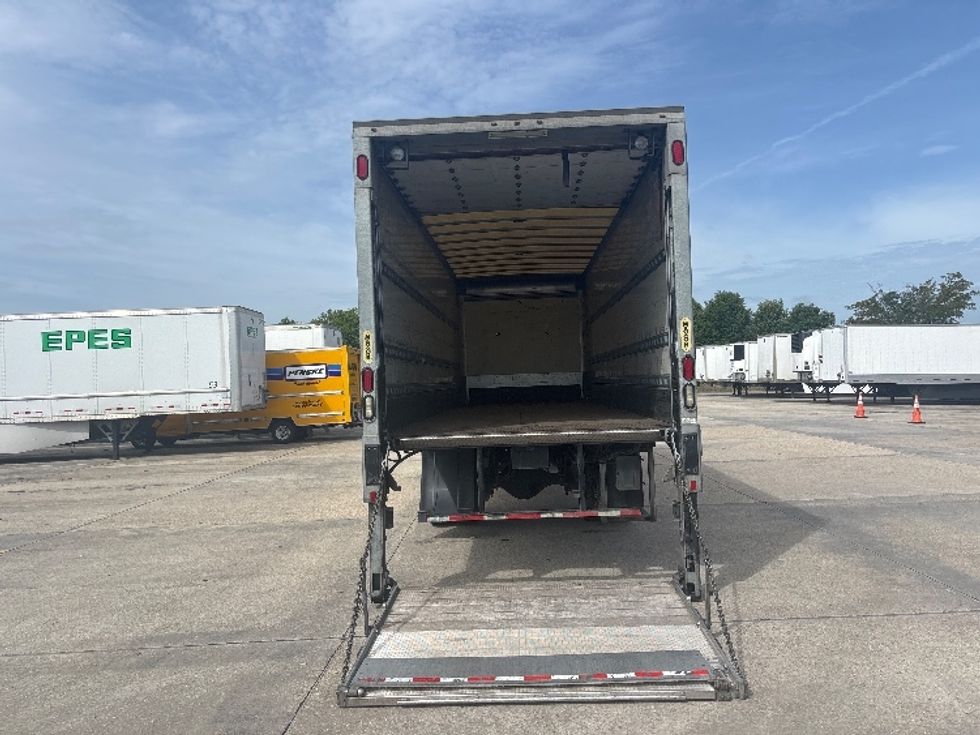Medium Duty Box Truck-Light and Medium Duty Trucks-Freightliner-2021-M2-Hammond-LA-217,363\n\t\tmiles-$ 44,500 - Image 8