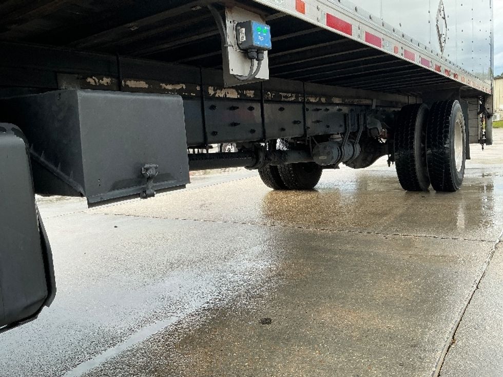 Medium Duty Box Truck-Light and Medium Duty Trucks-Freightliner-2021-M2-Hammond-LA-222,409\n\t\tmiles-$ 41,750 - Image 5