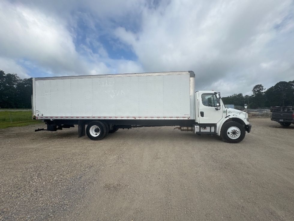 Medium Duty Box Truck-Light and Medium Duty Trucks-Freightliner-2021-M2-Hammond-LA-246,359\n\t\tmiles-$ 46,250 - Image 15