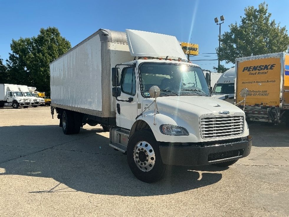 Medium Duty Box Truck-Light and Medium Duty Trucks-Freightliner-2021-M2-Hammond-LA-326,137\n\t\tmiles-$ 35,750 - Image 1