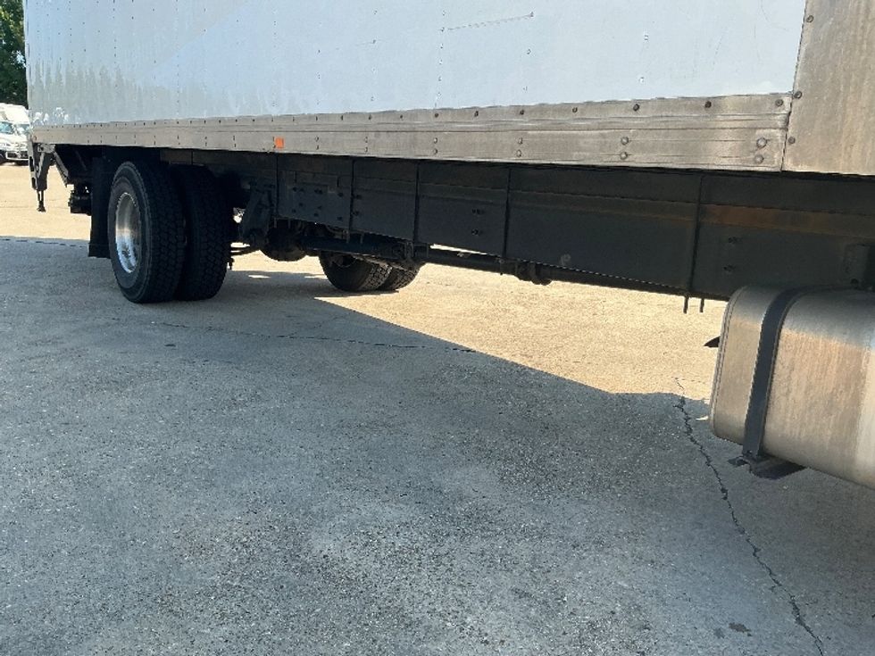 Medium Duty Box Truck-Light and Medium Duty Trucks-Freightliner-2021-M2-Hammond-LA-326,137\n\t\tmiles-$ 35,750 - Image 14