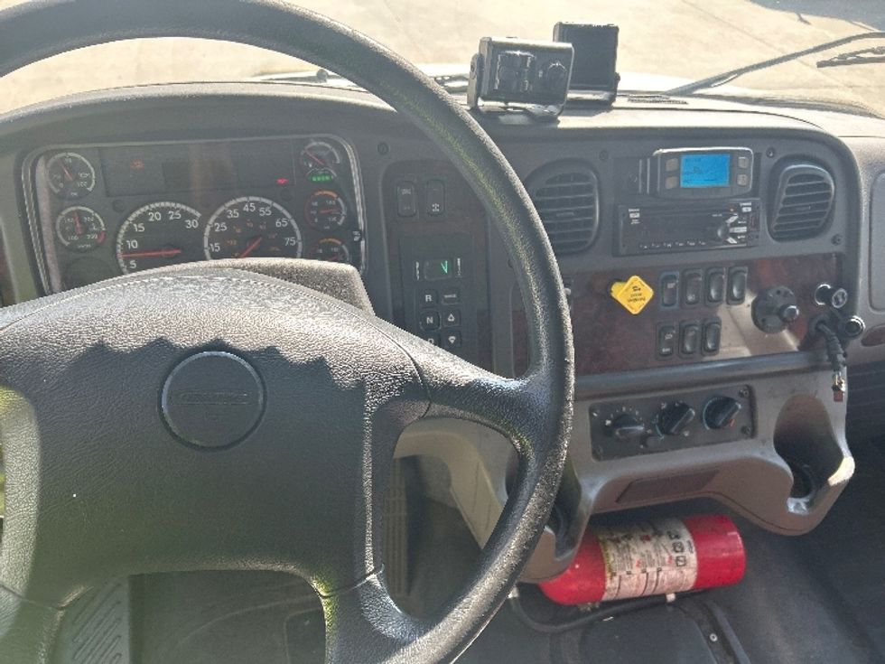 Medium Duty Box Truck-Light and Medium Duty Trucks-Freightliner-2021-M2-Hammond-LA-87,790\n\t\tmiles-$ 61,500 - Image 17