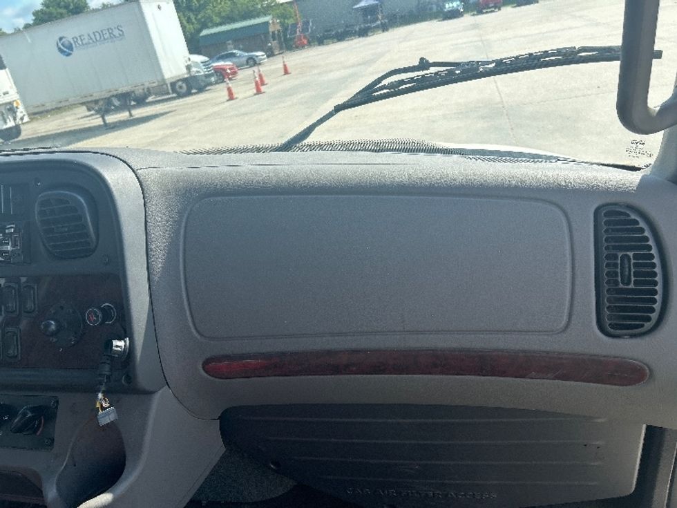 Medium Duty Box Truck-Light and Medium Duty Trucks-Freightliner-2021-M2-Hammond-LA-87,790\n\t\tmiles-$ 61,500 - Image 20