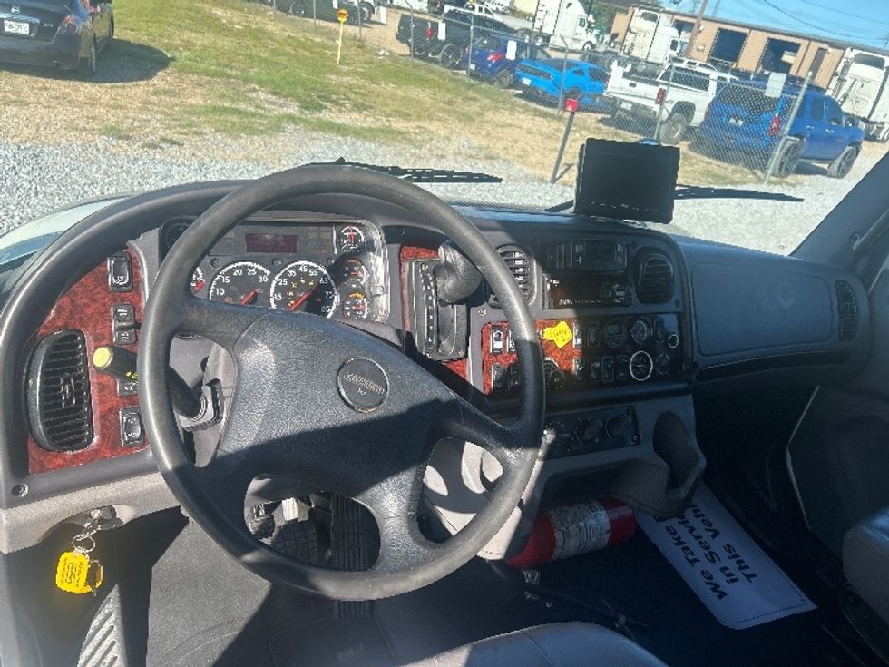 Medium Duty Box Truck-Light and Medium Duty Trucks-Freightliner-2021-M2-Hattiesburg-MS-316,559\n\t\tmiles-$ 37,000 - Image 17