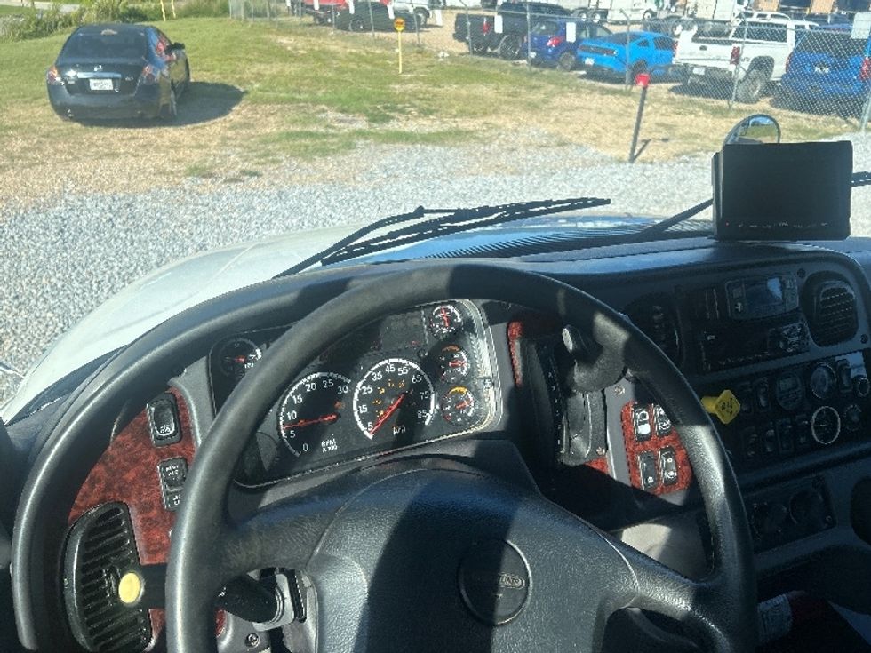 Medium Duty Box Truck-Light and Medium Duty Trucks-Freightliner-2021-M2-Hattiesburg-MS-316,559\n\t\tmiles-$ 37,000 - Image 18
