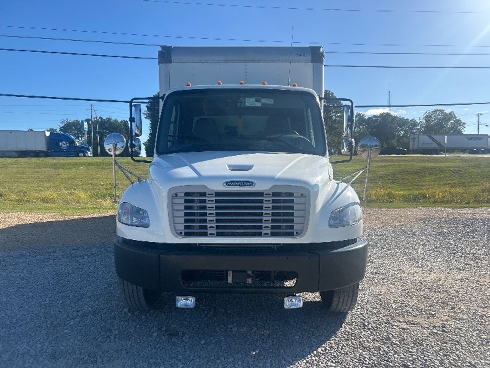 Medium Duty Box Truck-Light and Medium Duty Trucks-Freightliner-2021-M2-Hattiesburg-MS-316,559\n\t\tmiles-$ 37,000 - Image 2