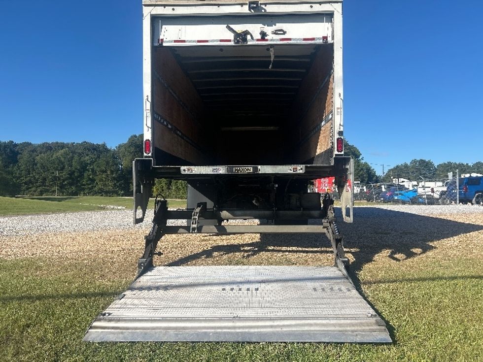 Medium Duty Box Truck-Light and Medium Duty Trucks-Freightliner-2021-M2-Hattiesburg-MS-316,559\n\t\tmiles-$ 37,000 - Image 9