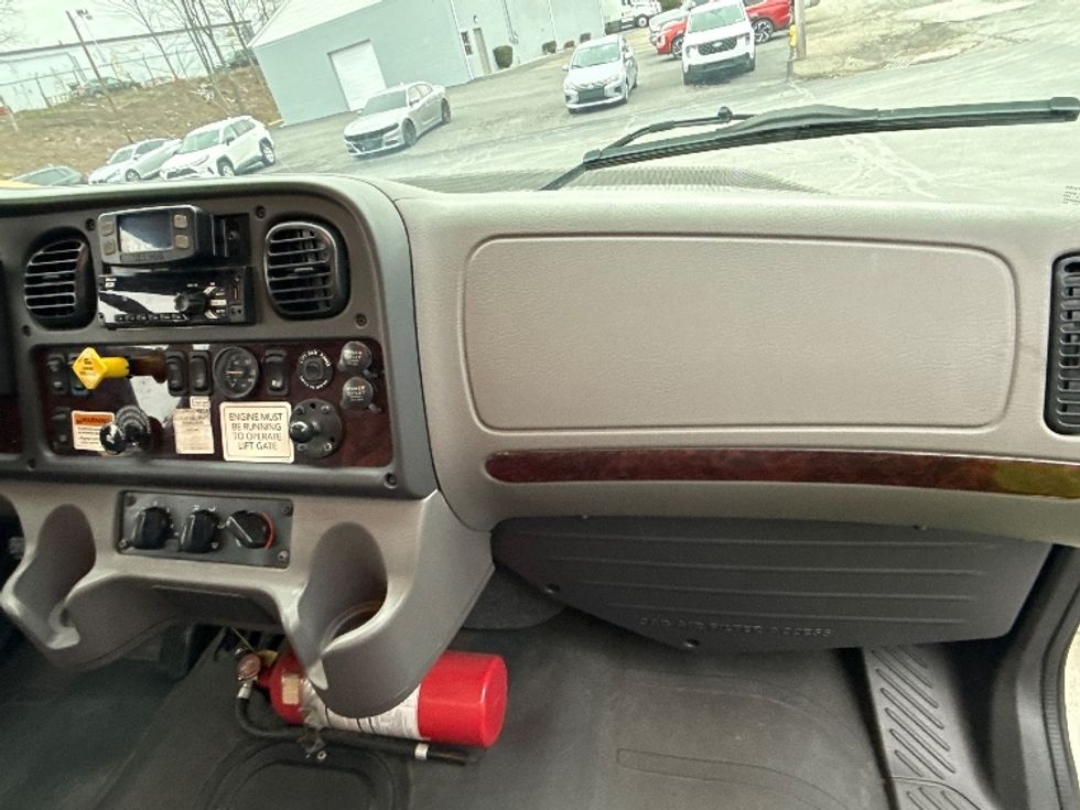 Medium Duty Box Truck-Light and Medium Duty Trucks-Freightliner-2021-M2-Hazleton-PA-128,493\n\t\tmiles-$ 64,500 - Image 16