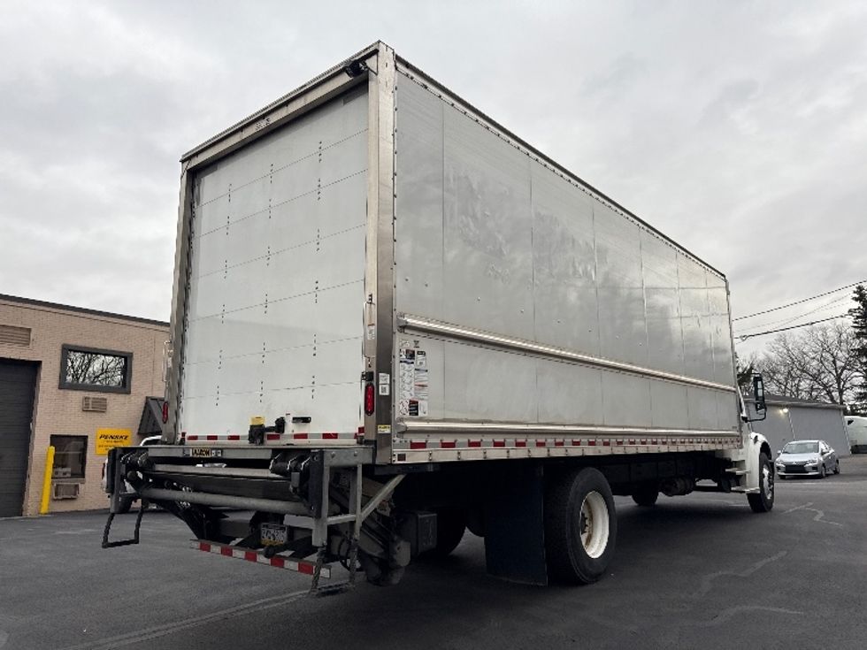 Medium Duty Box Truck-Light and Medium Duty Trucks-Freightliner-2021-M2-Hazleton-PA-128,493\n\t\tmiles-$ 64,500 - Image 8