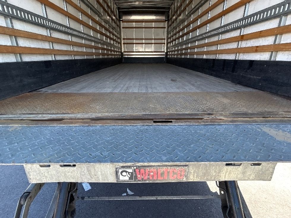 Medium Duty Box Truck-Light and Medium Duty Trucks-Freightliner-2021-M2-Hazleton-PA-283,170\n\t\tmiles-$ 40,750 - Image 10