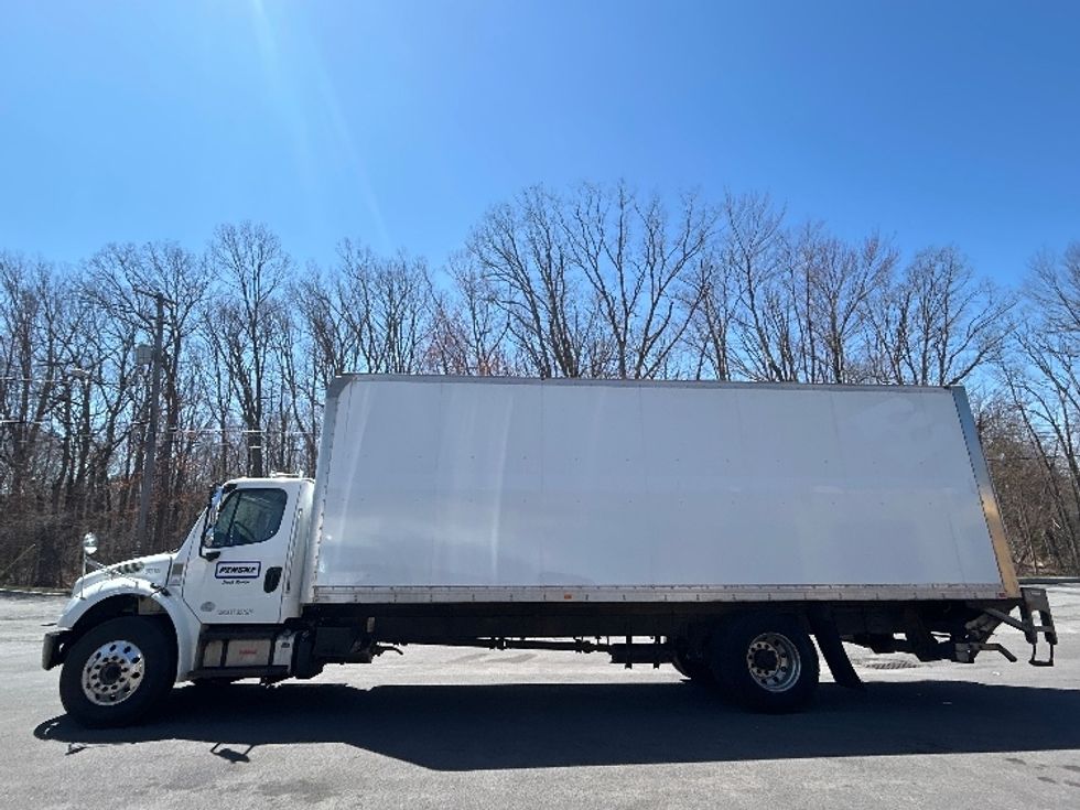 Medium Duty Box Truck-Light and Medium Duty Trucks-Freightliner-2021-M2-Hazleton-PA-283,170\n\t\tmiles-$ 40,750 - Image 4