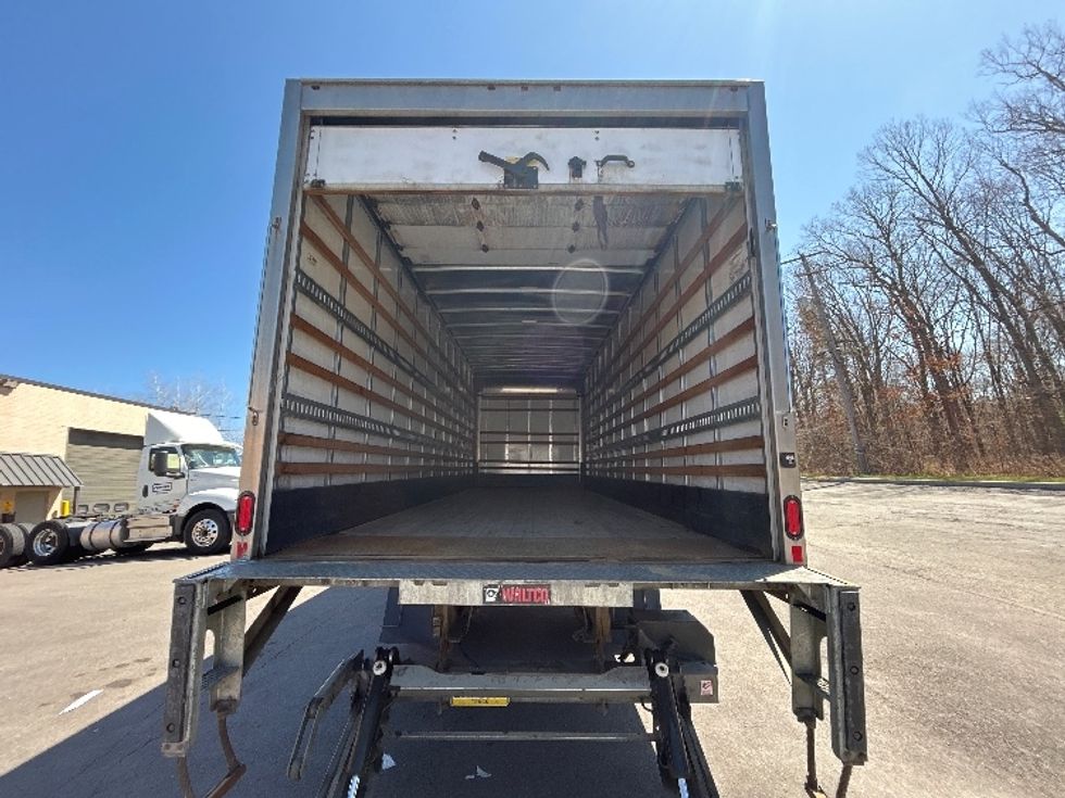 Medium Duty Box Truck-Light and Medium Duty Trucks-Freightliner-2021-M2-Hazleton-PA-283,170\n\t\tmiles-$ 40,750 - Image 8