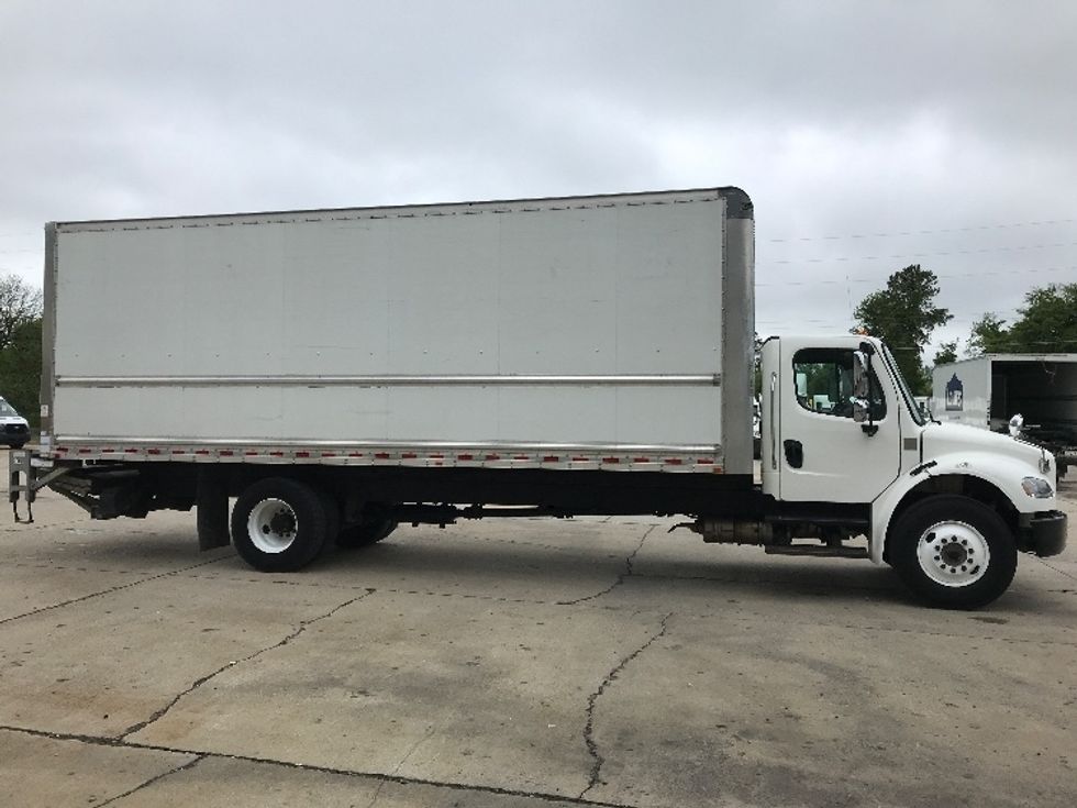 Medium Duty Box Truck-Light and Medium Duty Trucks-Freightliner-2021-M2-Homewood-AL-115,166\n\t\tmiles-$ 77,000 - Image 15