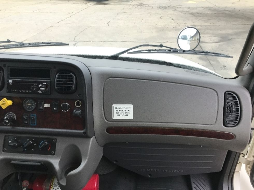 Medium Duty Box Truck-Light and Medium Duty Trucks-Freightliner-2021-M2-Homewood-AL-115,166\n\t\tmiles-$ 77,000 - Image 21