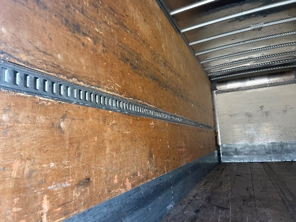 Medium Duty Box Truck-Light and Medium Duty Trucks-Freightliner-2021-M2-Houston-TX-125,351\n\t\tmiles-$ 65,750 - Image 11