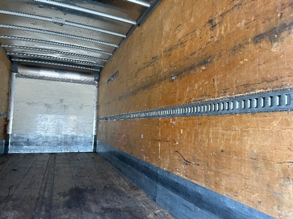 Medium Duty Box Truck-Light and Medium Duty Trucks-Freightliner-2021-M2-Houston-TX-125,351\n\t\tmiles-$ 65,750 - Image 12